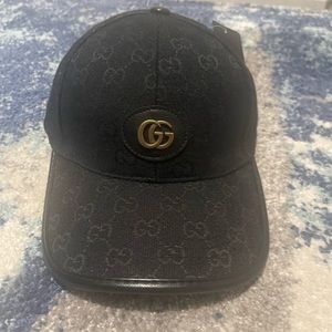New with tags fashion hat